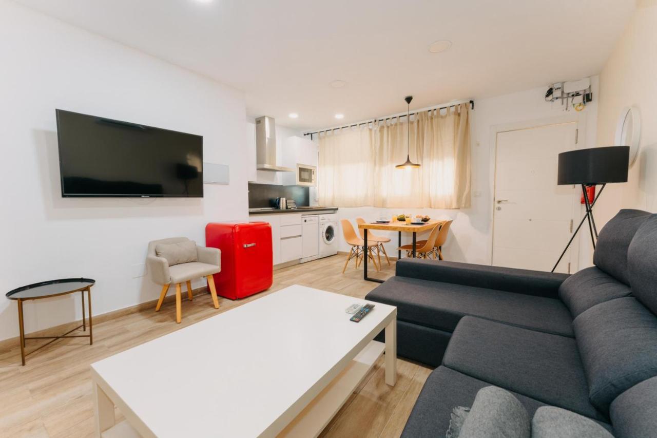 Coverlin Apartamentos San Francisco Malaga Room photo