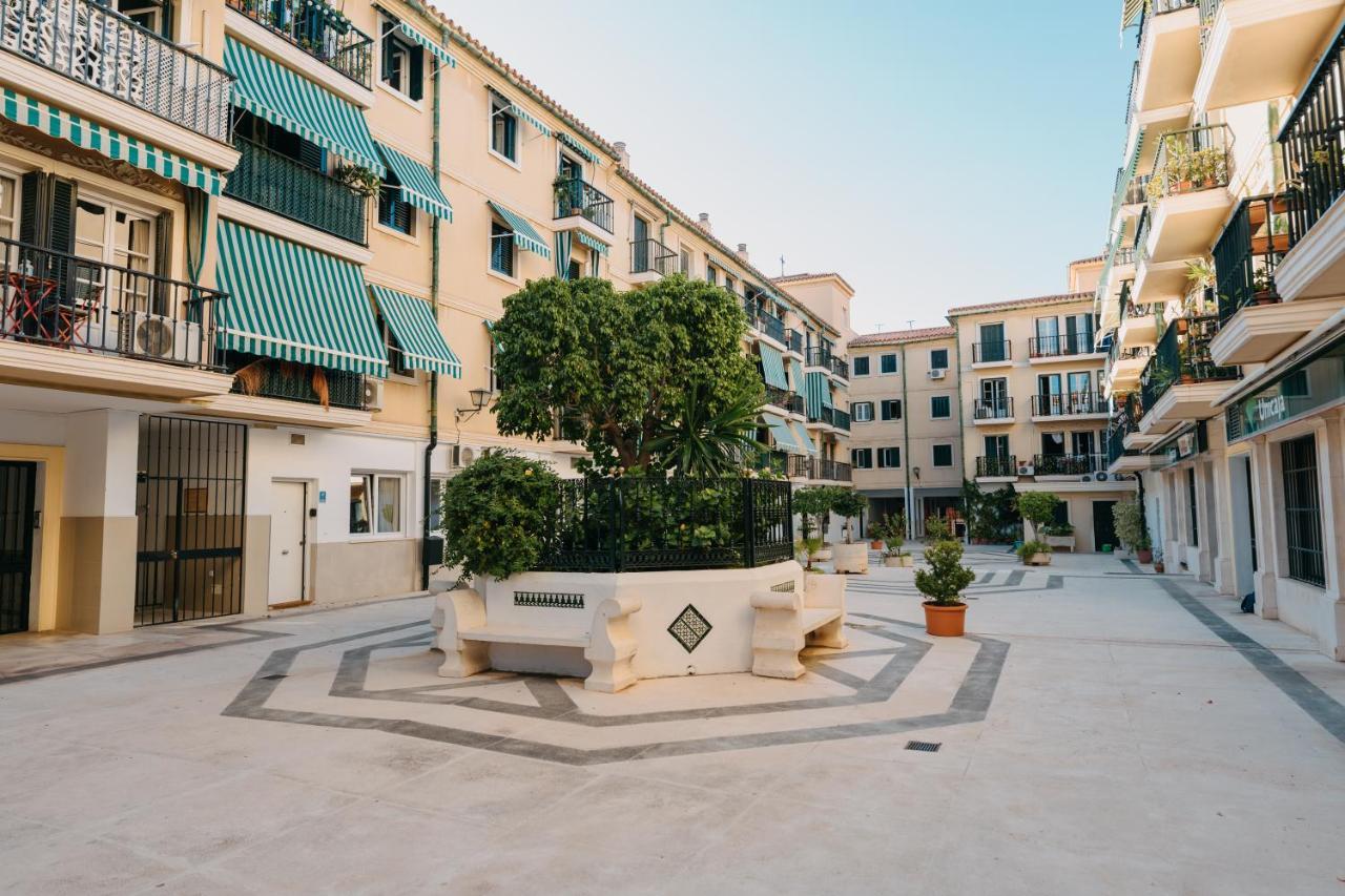Coverlin Apartamentos San Francisco Malaga Exterior photo